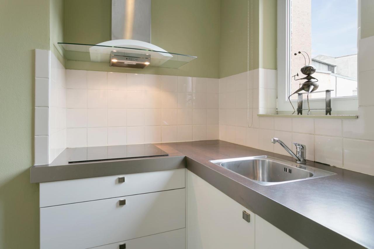 Studio In City Center With Terrace, Netflix - Wifi Antwerpen Exterior foto